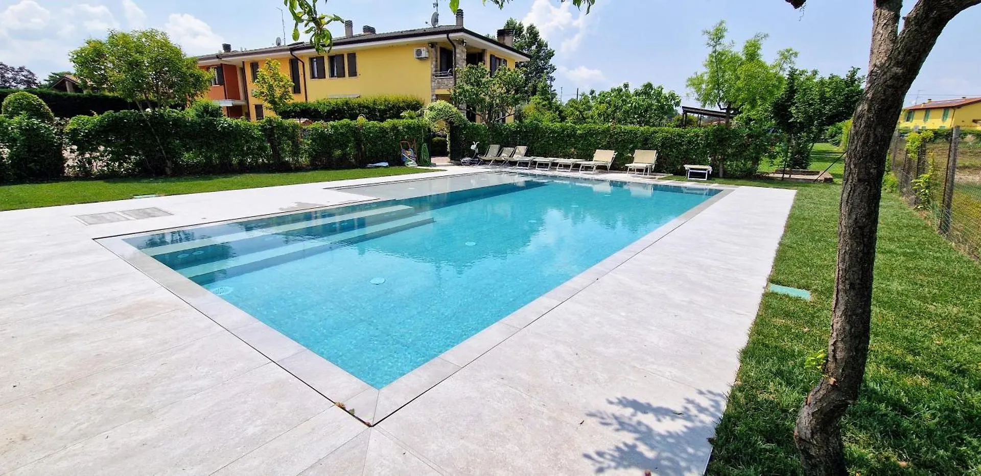 Sara Holiday Rentals Bardolino 0*,