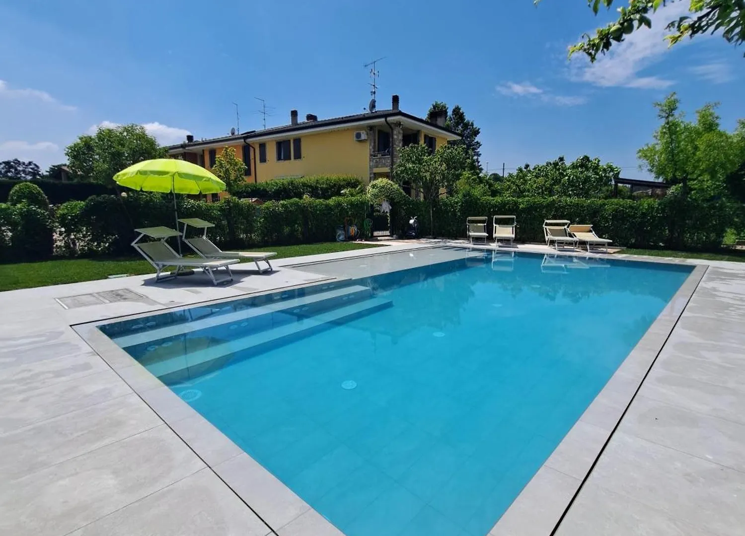 Sara Holiday Rentals Bardolino Italy
