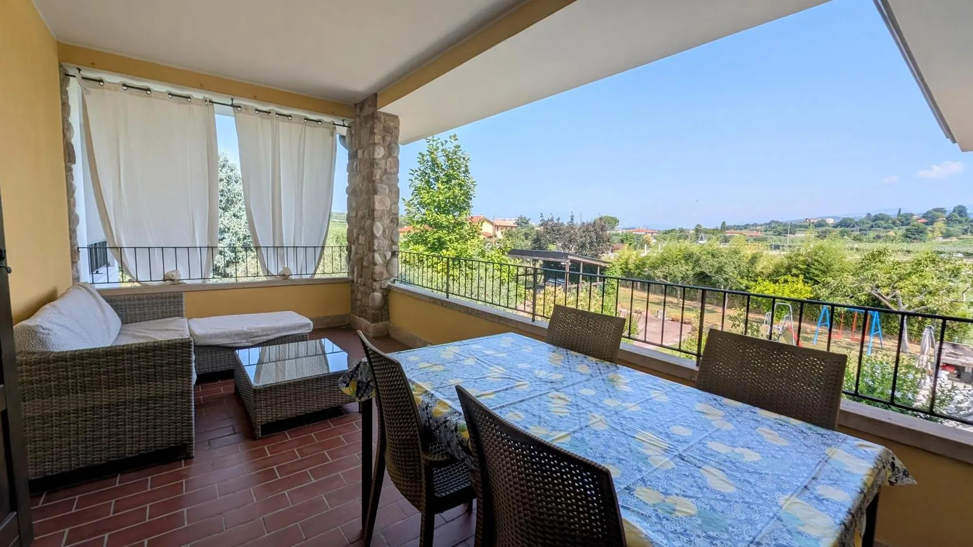 Sara Holiday Rentals Bardolino